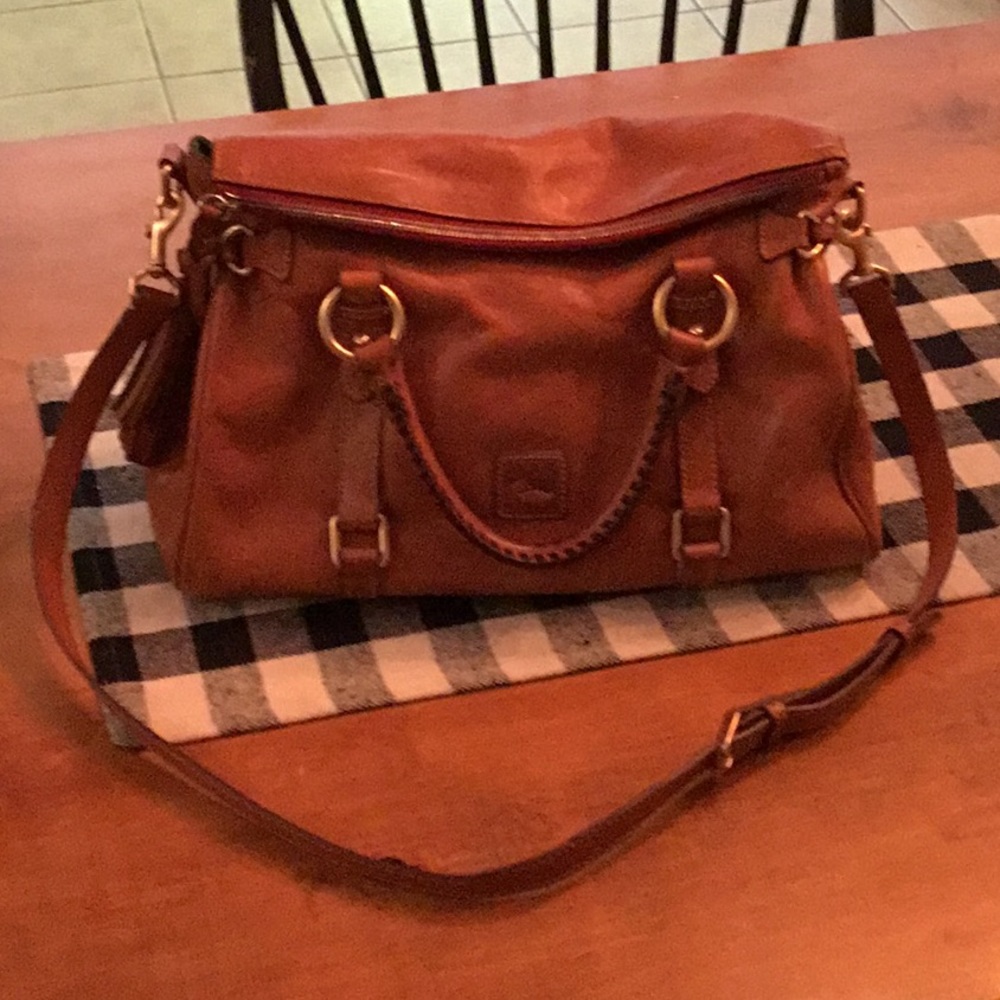 Dooney & Bourke Florentine Large satchel great condition